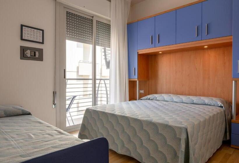 Standardrum med Balkong, Riviera