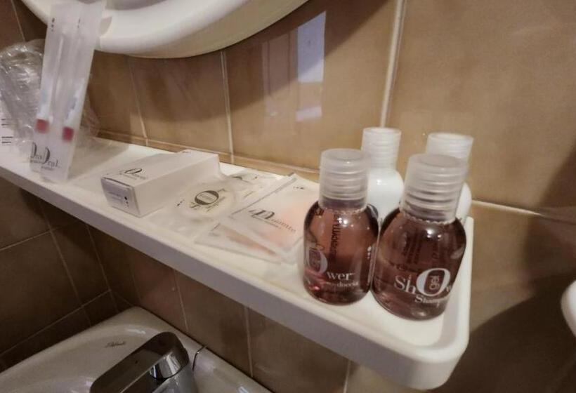 带阳台标准四人间, Inter Hotel B&b