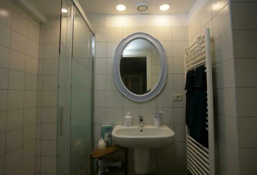 Standard-huone, La Contrada B&b