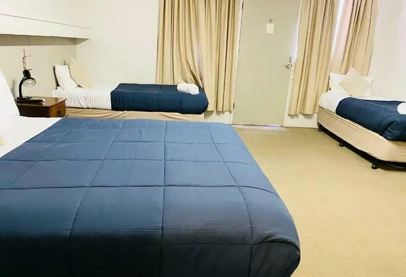 Perhehuone, Millers Cottage Motel