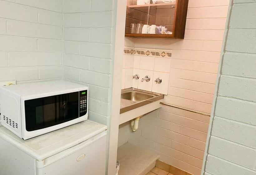 패밀리 룸, Millers Cottage Motel