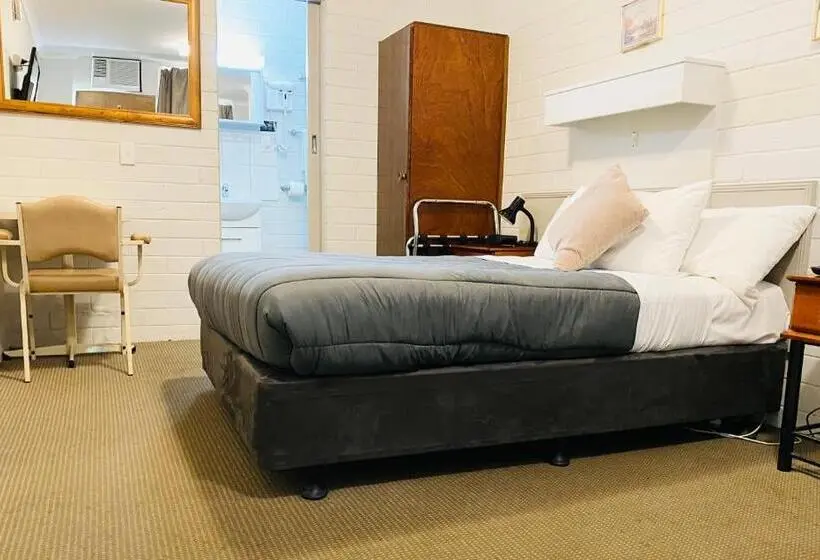 Basic-huone, Millers Cottage Motel