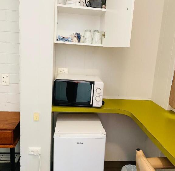 Номер Стандарт, Millers Cottage Motel