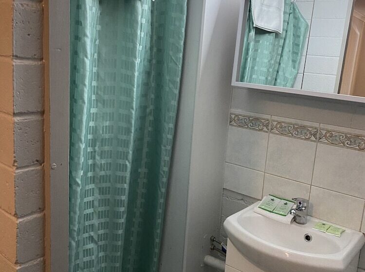 스탠다드 룸, Millers Cottage Motel