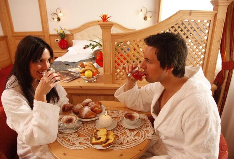 4인용 스탠다드 룸, Mirabello   Slow Hotel Benessere