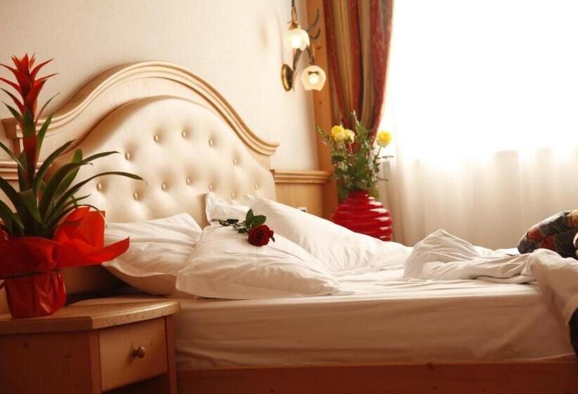 4인용 스탠다드 룸, Mirabello   Slow Hotel Benessere