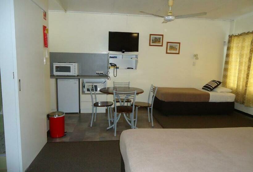 ファミリールーム, Moondarra Motel