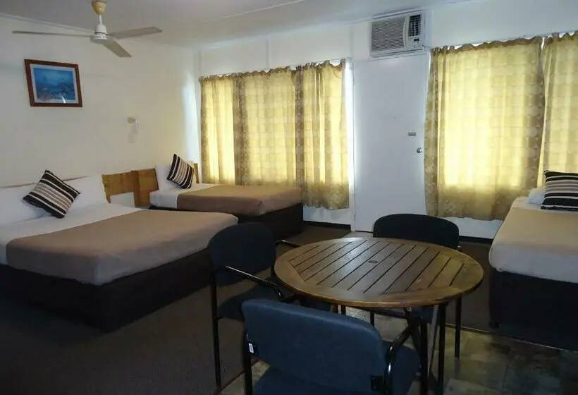 ファミリールーム, Moondarra Motel