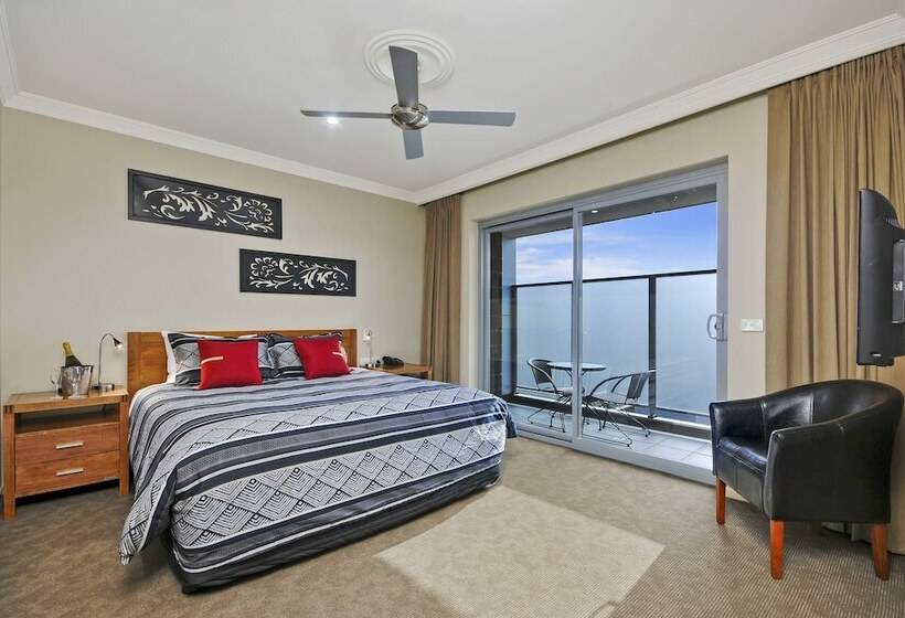 آپارتمان 1 خوابه, Bridges On Argyle