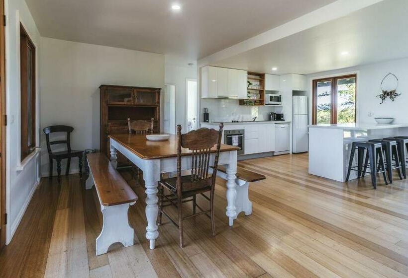 בית, 4 חדרי שינה, Worrowing Jervis Bay