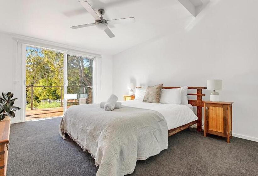 בקתה, Worrowing Jervis Bay