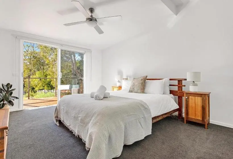 کابین, Worrowing Jervis Bay
