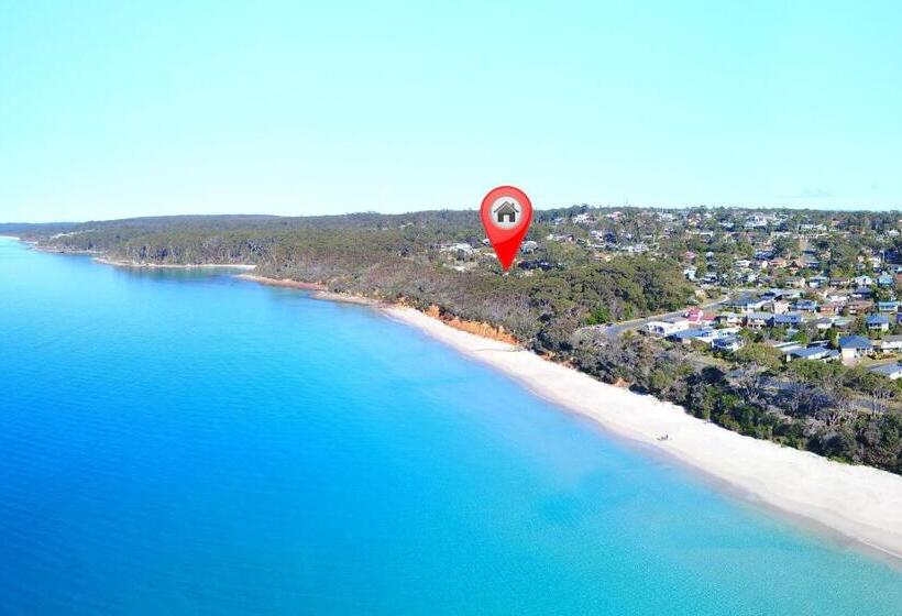 Хижина, Worrowing Jervis Bay