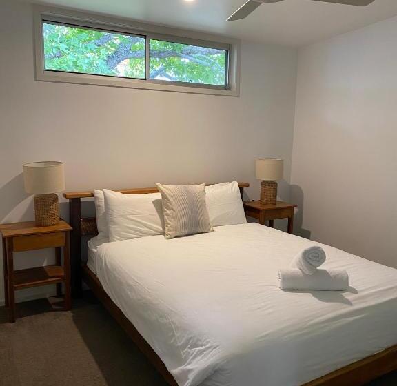 חדר דלוקס, Worrowing Jervis Bay