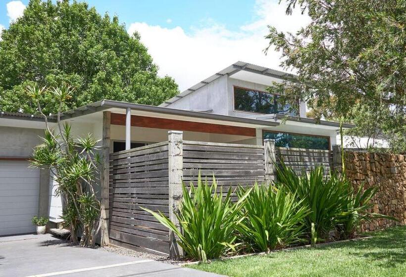 חדר דלוקס, Worrowing Jervis Bay