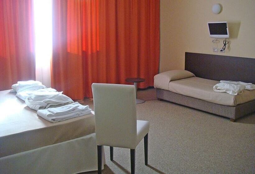 غرفة قياسية ثلاثية, Santa Loja Hotel Residence