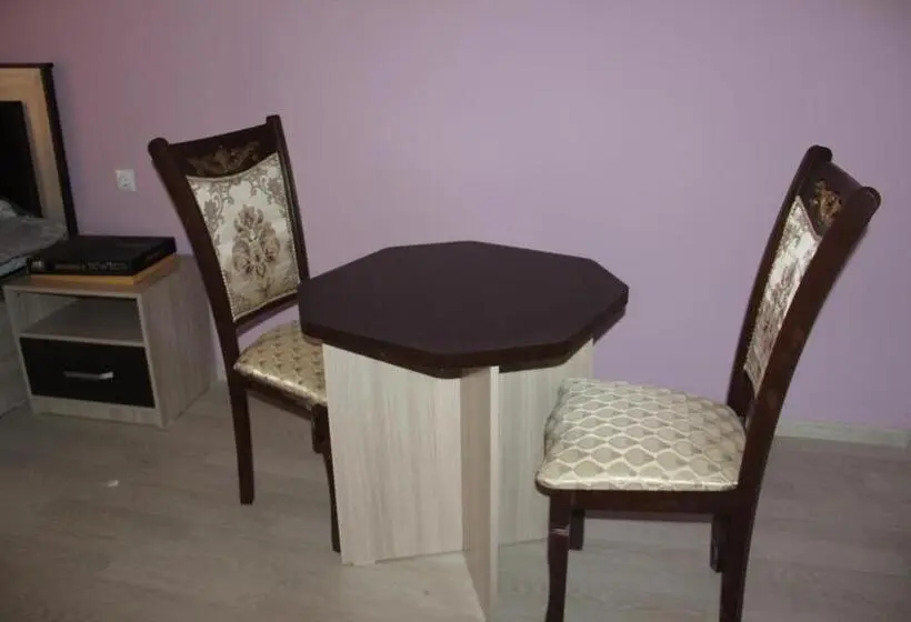 اتاق استاندارد با چشم‌انداز کوهستان, Hostel Asham