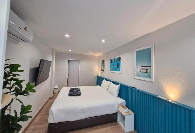 デラックススイート, Otter House Aonang Soi 13