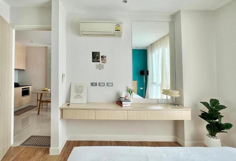 غرفة قياسية مطلّة علي البحر, Pattaya Minimal Sea