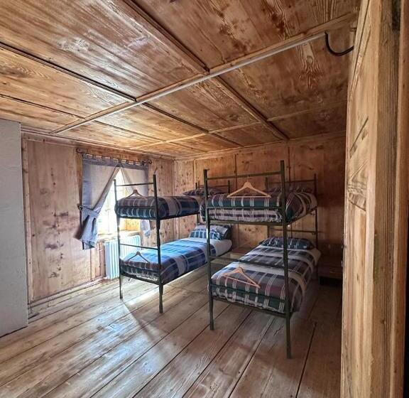 공동 객실, Rifugio Teggiate