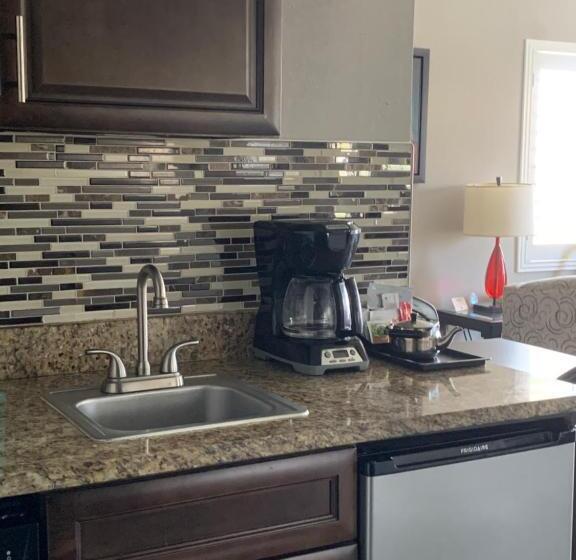 Standard studio with lake view, Great Location Studio Pool/lake View Orlando I Drive