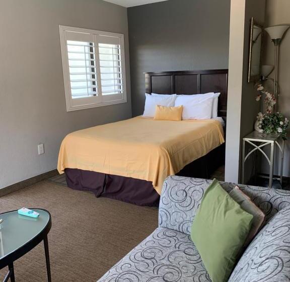 Standard studio with lake view, Great Location Studio Pool/lake View Orlando I Drive