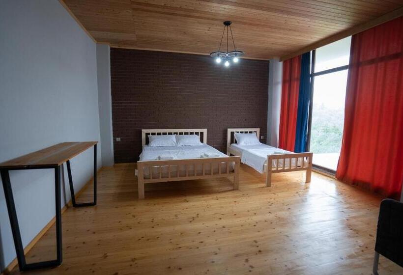 اتاق استاندارد سه نفره, Garden