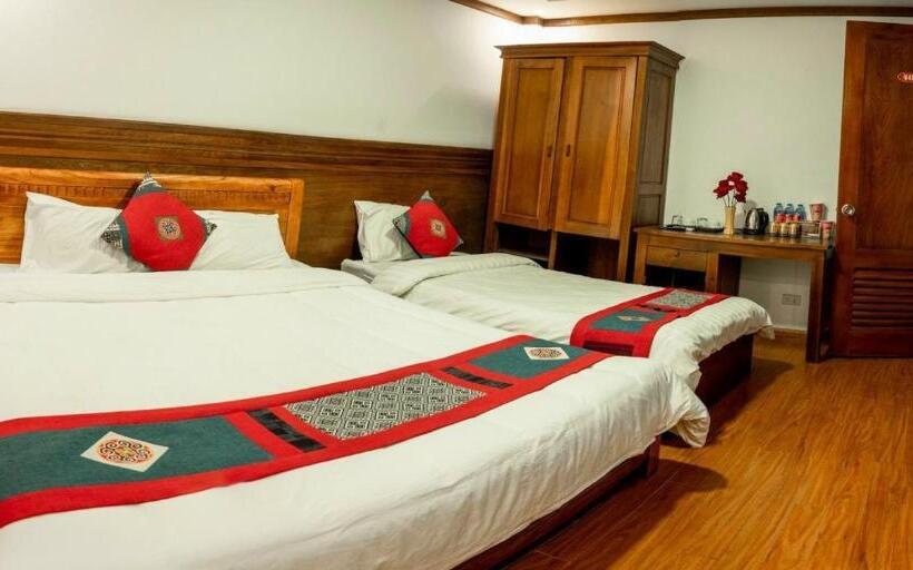 اتاق استاندارد, Hương Giang