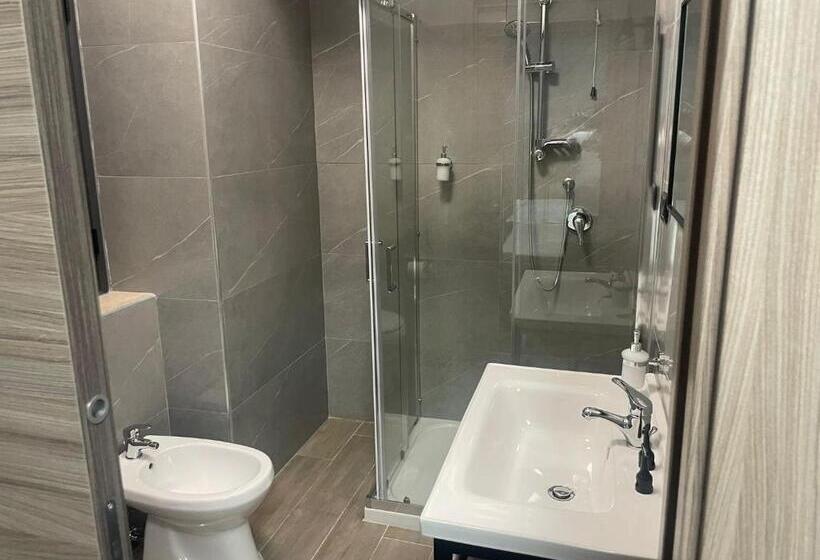 חדר סטנדרט לארבעה, Il Vicoletto Bovalino   B&b