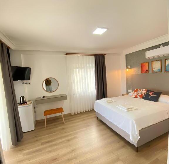 Triple Room Sea View, Mavi̇ Rota Buti̇k Otel