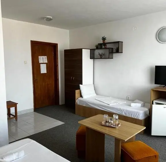 Triple Room Sea View, Casa Amaradia