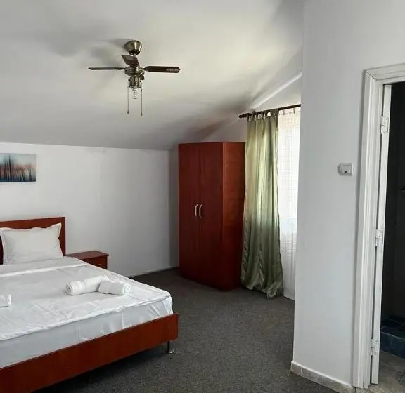 Apartament 1 Sypialnia, Casa Amaradia