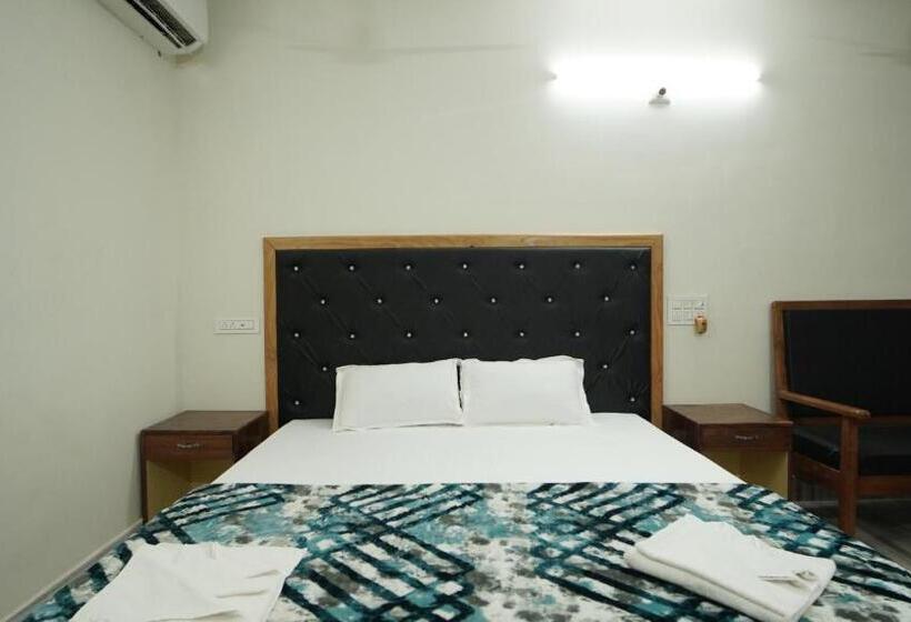 חדר דלוקס נוף לים, Tarangamala On Beach