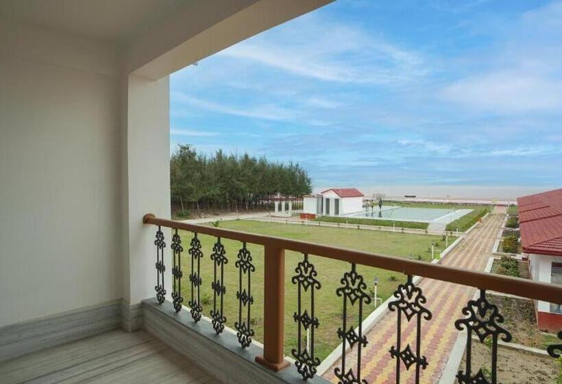 חדר דלוקס צדדי נוף לים, Tarangamala On Beach