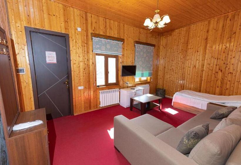 اتاق استاندارد چهار تخته, Cənnət Məkən Göygöl