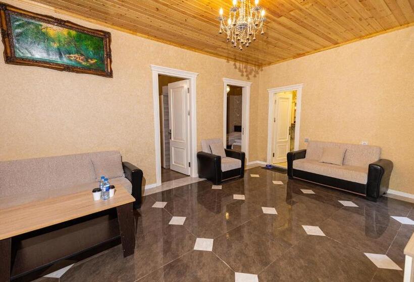 سوییت دوبلکس, Cənnət Məkən Göygöl