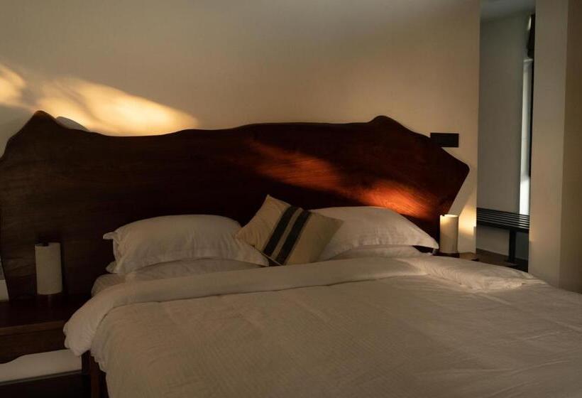 스탠다드 룸, Jaadooghar Stays, Earth Friendly Stay, Chandigarh