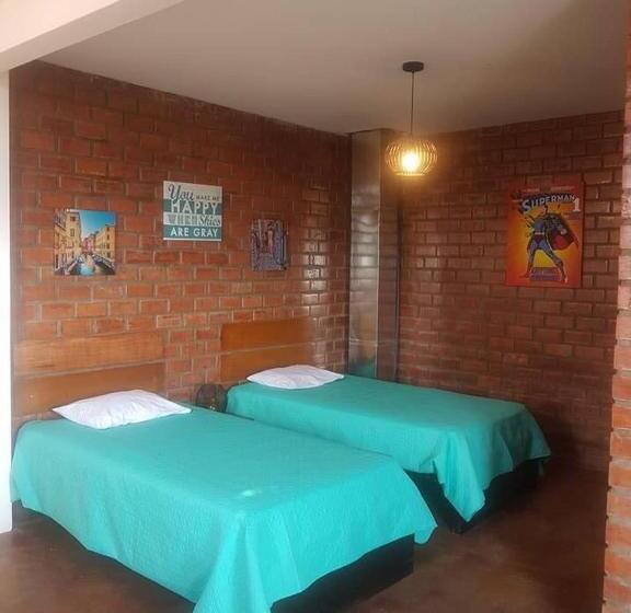 ファミリールーム, La Fogata Del Sur