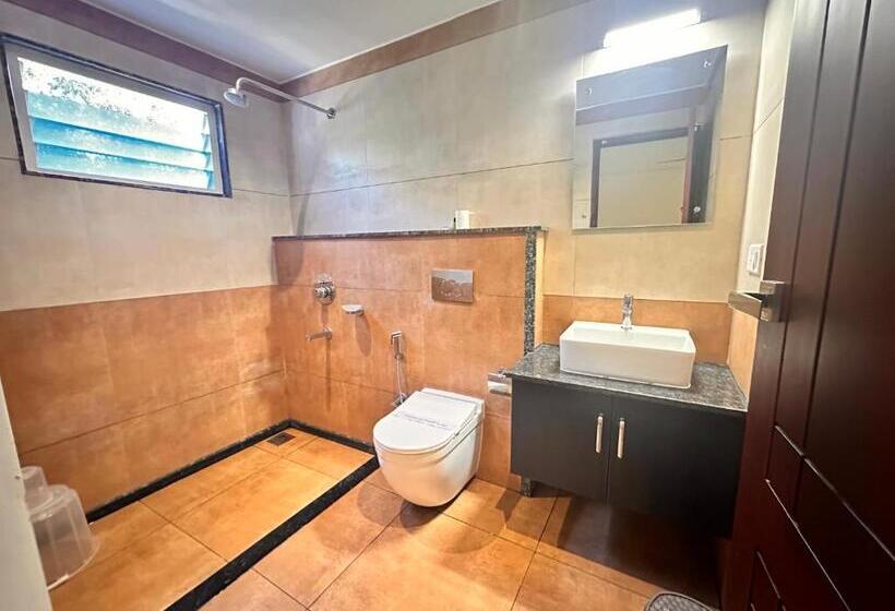 Номер Deluxe, Luxe Hotel Thekkady
