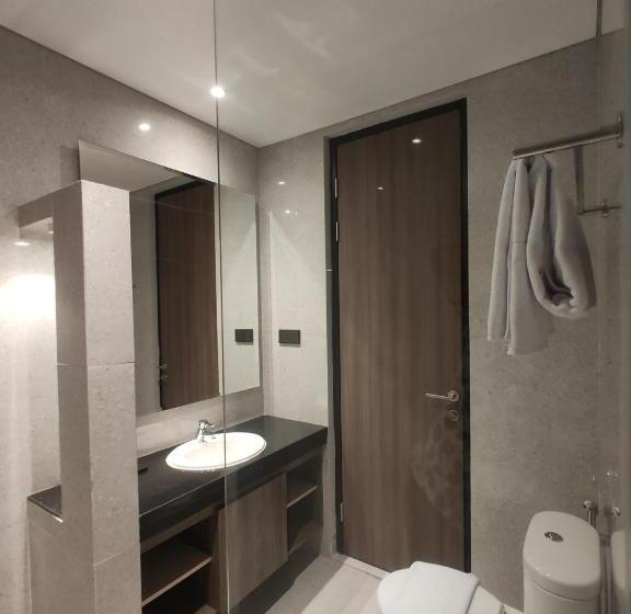 Chambre Standard Lit King Size, Eno Front One Hotel Semarang