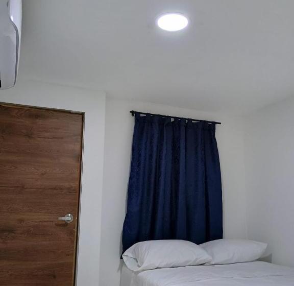 חדר סטנדרט, Di Mar