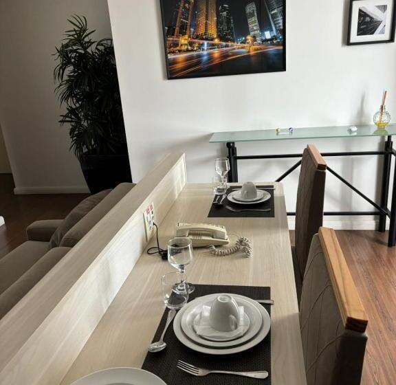 带1个卧室的带阳台的公寓, Lindo Flat Mercure Com Vg Garagem. Vista Panorâmica