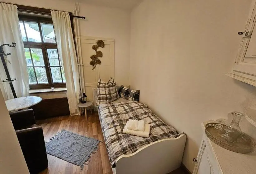 スーペリアシングルルーム, Gästezimmer Ihr Quartier Erdgeschoss Zimmer 2