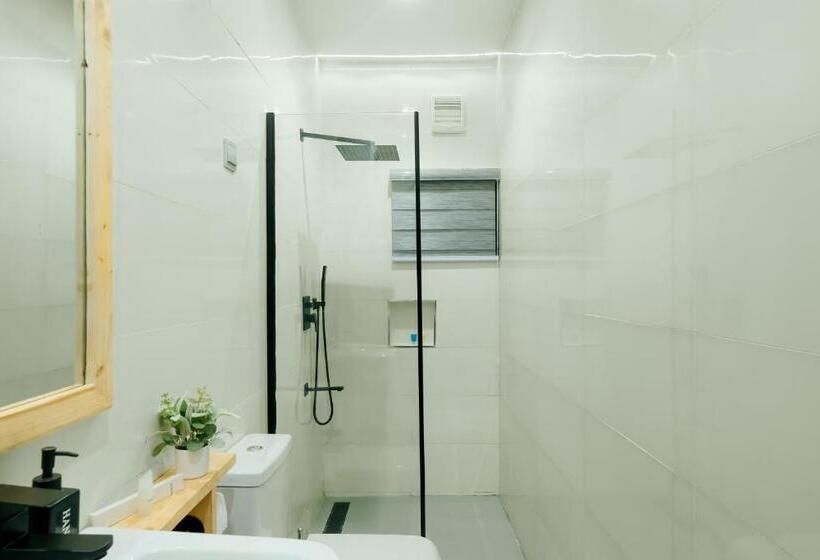 اتاق لوکس با تخت بزرگ, Kashco Apartments Wuse 2 Abuja