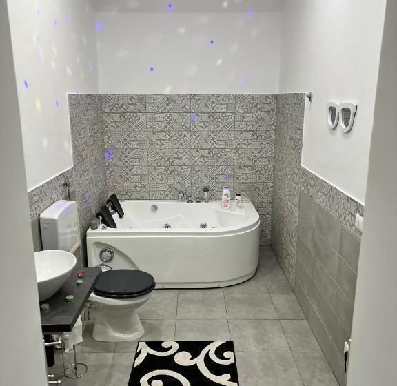 اتاق استاندارد, La Casa Di Bella Camera Con Vasca Idromassaggio