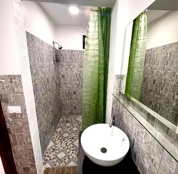 デラックスルーム, Mayara Hostal