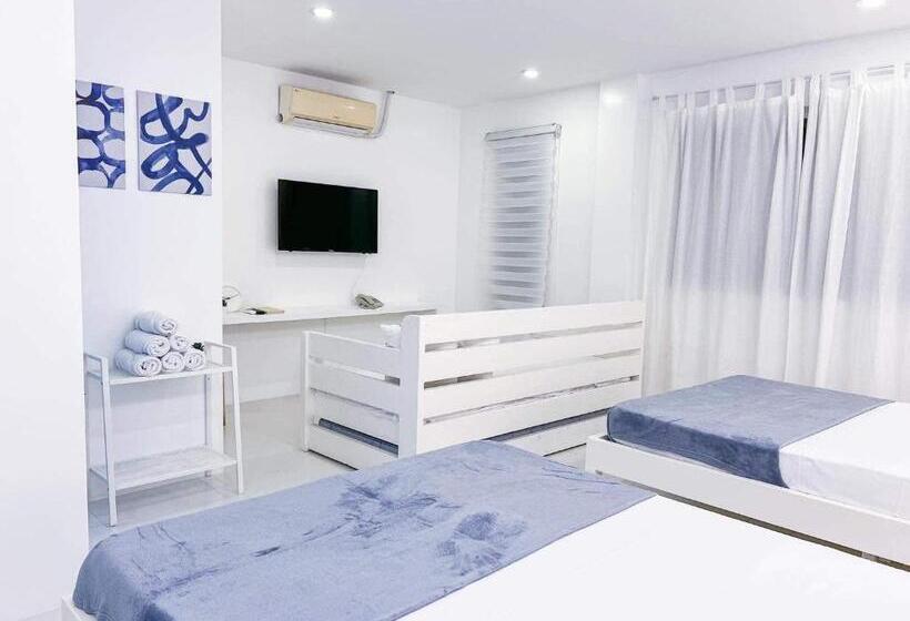 Familjerum Bergsutsikt, Moonlight House Tagaytay