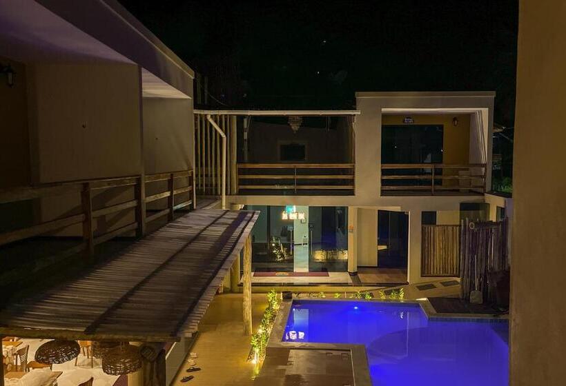 带海景的高档三人间, Vila Hayô