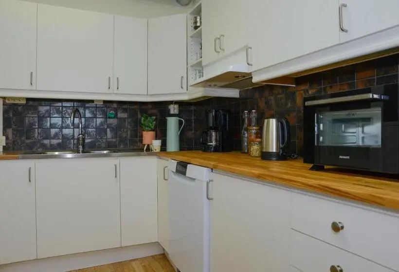 Standard-huone Jaettu Kylpyhuone, Britz Hostel