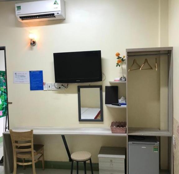 اتاق استاندارد, Khách Sạn Nguyễn Long